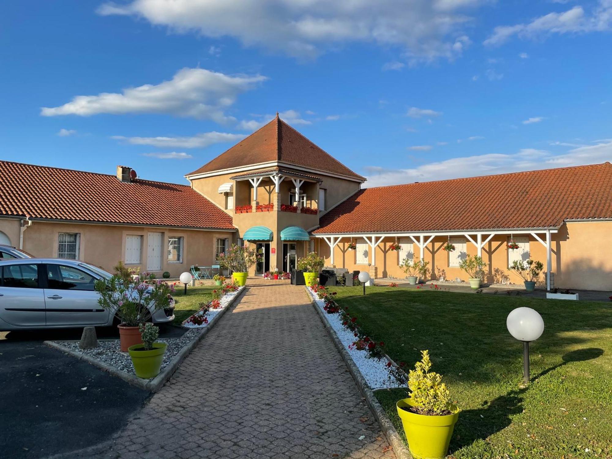 Hotel Saint Odilon Cluny Exterior foto